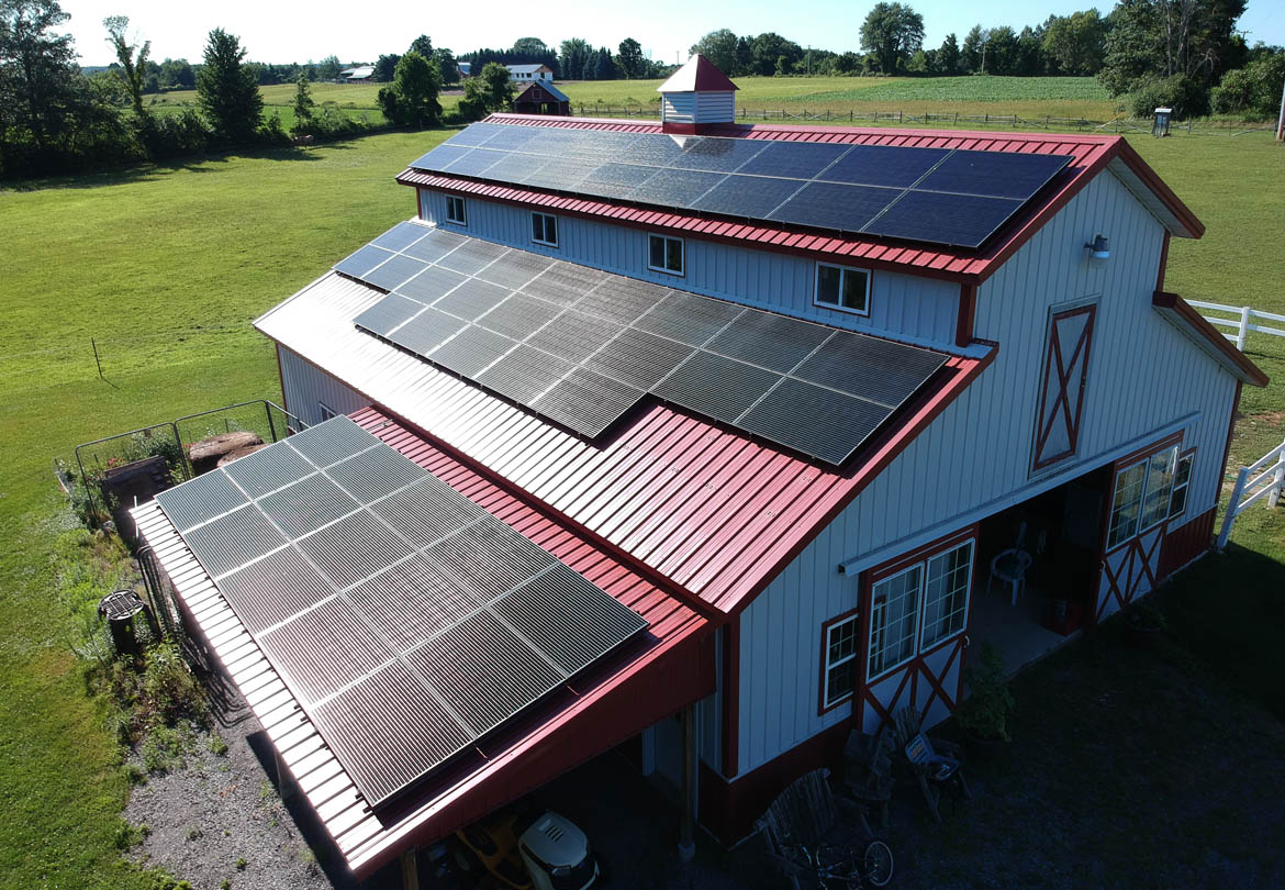 Kasselman Solar Barn LG Panels